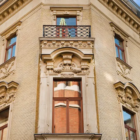 Hotel Eurostars Palazzo Zichy 4*
