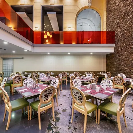 Eurostars Palazzo Zichy Hotel