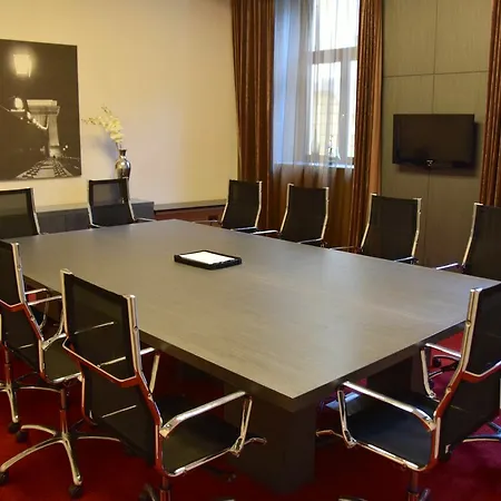 Palazzo Zichy 4*