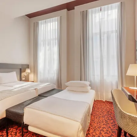 Eurostars Palazzo Zichy Hotel 4*